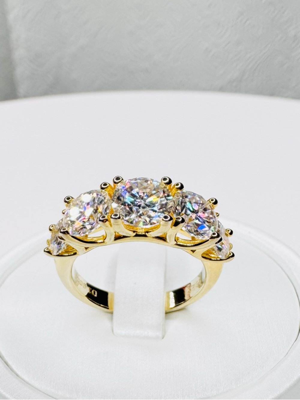 MOISSANITE 3.6 ctw 5 Stone Ring 18K YG ( see video - Picture 3 of 5